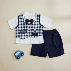 New Without Tags baby boy outfit set Vest bow tie top pants size 3 6 months